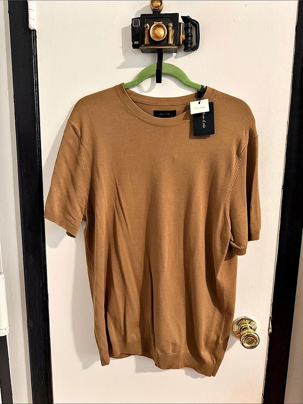 Porter & Ash Fine Gauge Knit Short Sleeve Top in Brown NWT